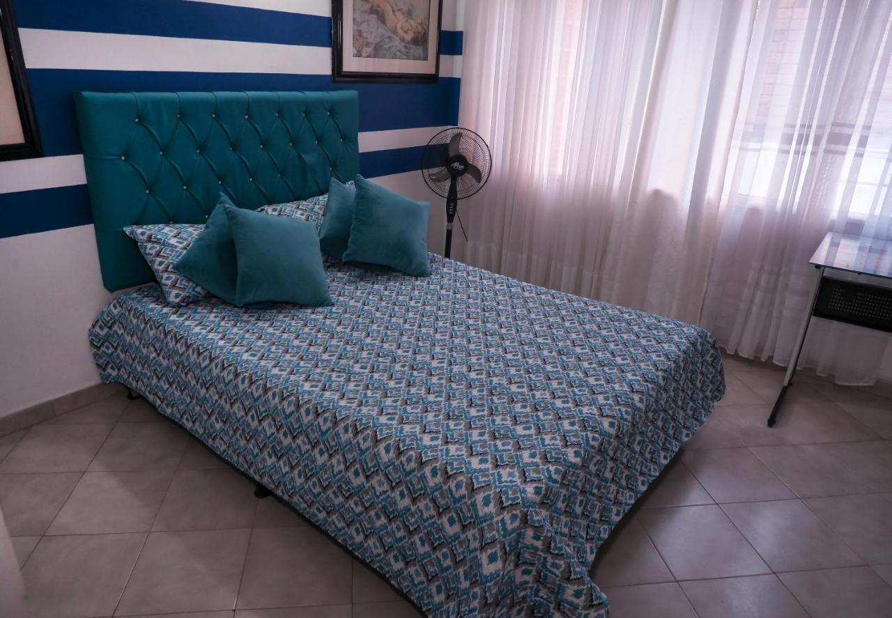 Casa La Palma Habitacion Cielo 麦德林 外观 照片